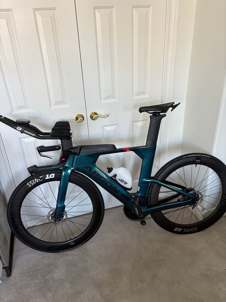 Used Argon 18 Custom SRAM Red eTap AXS 2022 Road & Gravel, Blue — image 2 of 11