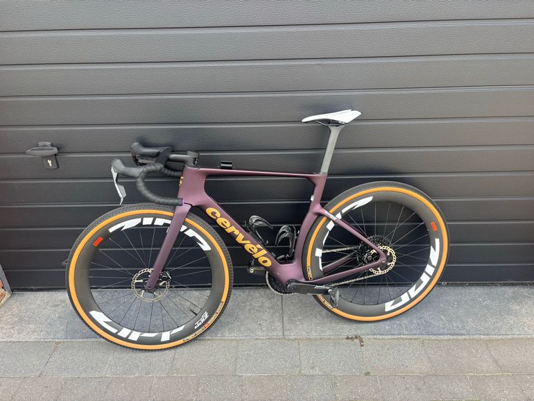 Tweedehands Cervélo Aspero SRAM Force eTap AXS 2026 Road & Gravel — afbeelding 8 van 10