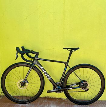 Factor O2 VAM 2022 2022 Road & Gravel de segunda mano, Negro — imagen 2 de 10