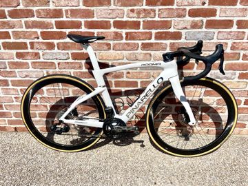Gebrauchtes Pinarello DOGMA F SUPER RECORD WRL Disc 2023 2023 Road & Gravel