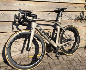 Použité Trek Madone 9.5 2017 2017 Road & Gravel