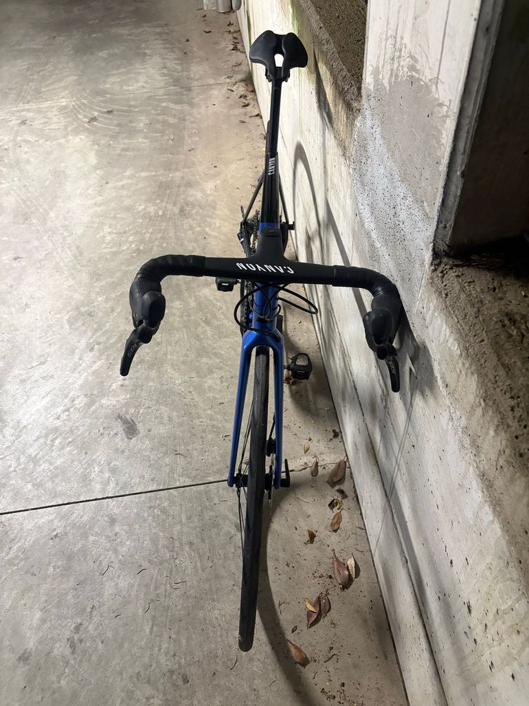 Używany Canyon Ultimate CF SL 7 2025 2025 Road & Gravel — zdjęcie 4 z 8