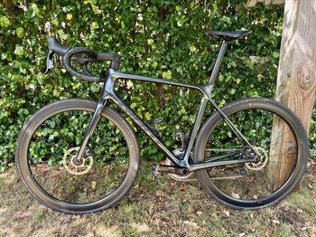 Używany Giant TCR Advanced Pro Disc 1 AX 2022 2022 Road & Gravel