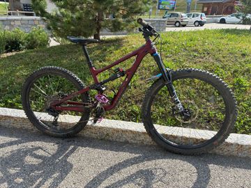 Tweedehands Specialized Status 160 2021 2021 MTB
