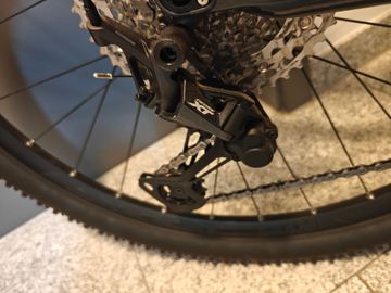 Used CUBE REACTION C:62 PRO 2023 2023 Mountainbike, Light Gray, 29 — image 9 of 9