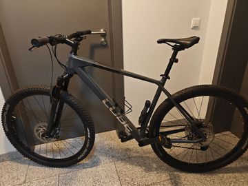 Used CUBE REACTION C:62 PRO 2023 2023 Mountainbike, Light Gray, 29 — image 2 of 9