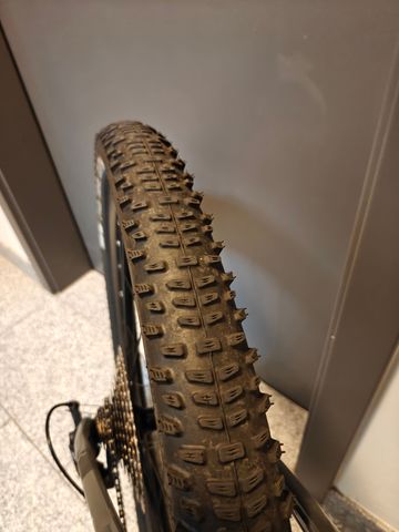 Used CUBE REACTION C:62 PRO 2023 2023 Mountainbike, Light Gray, 29 — image 5 of 9