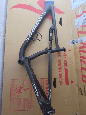 Specialized S-Works Epic 2021 Frameset 2021 Mountainbike d'occasion — image 3 sur 5