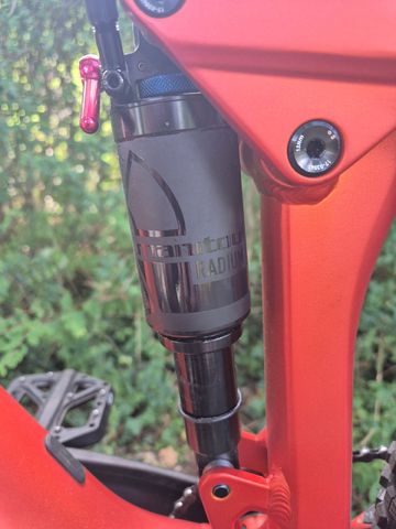 Used CUBE STEREO ONE22 PRO 2022 2022 Mountainbike, Orange, 27.5, 29 — image 7 of 9