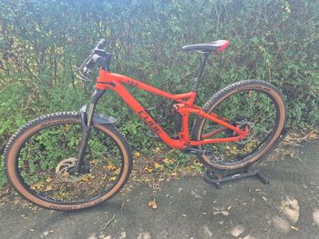 CUBE STEREO ONE22 PRO 2022 2022 Mountainbike de segunda mano, Naranja — imagen 6 de 9
