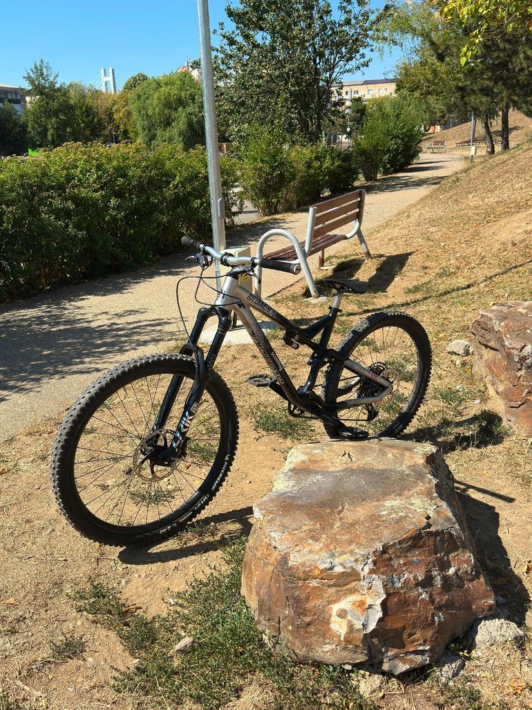Tweedehands Commencal META AM SRAM NX Eagle 2017 Mountainbike — afbeelding 2 van 8