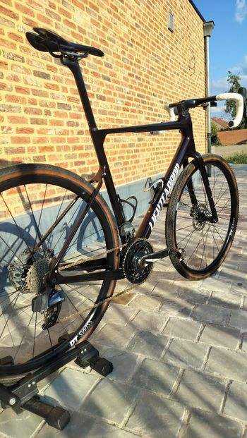 Used Lightcarbon Custom SRAM Force eTap AXS 2024 Road & Gravel, Black — image 6 of 8