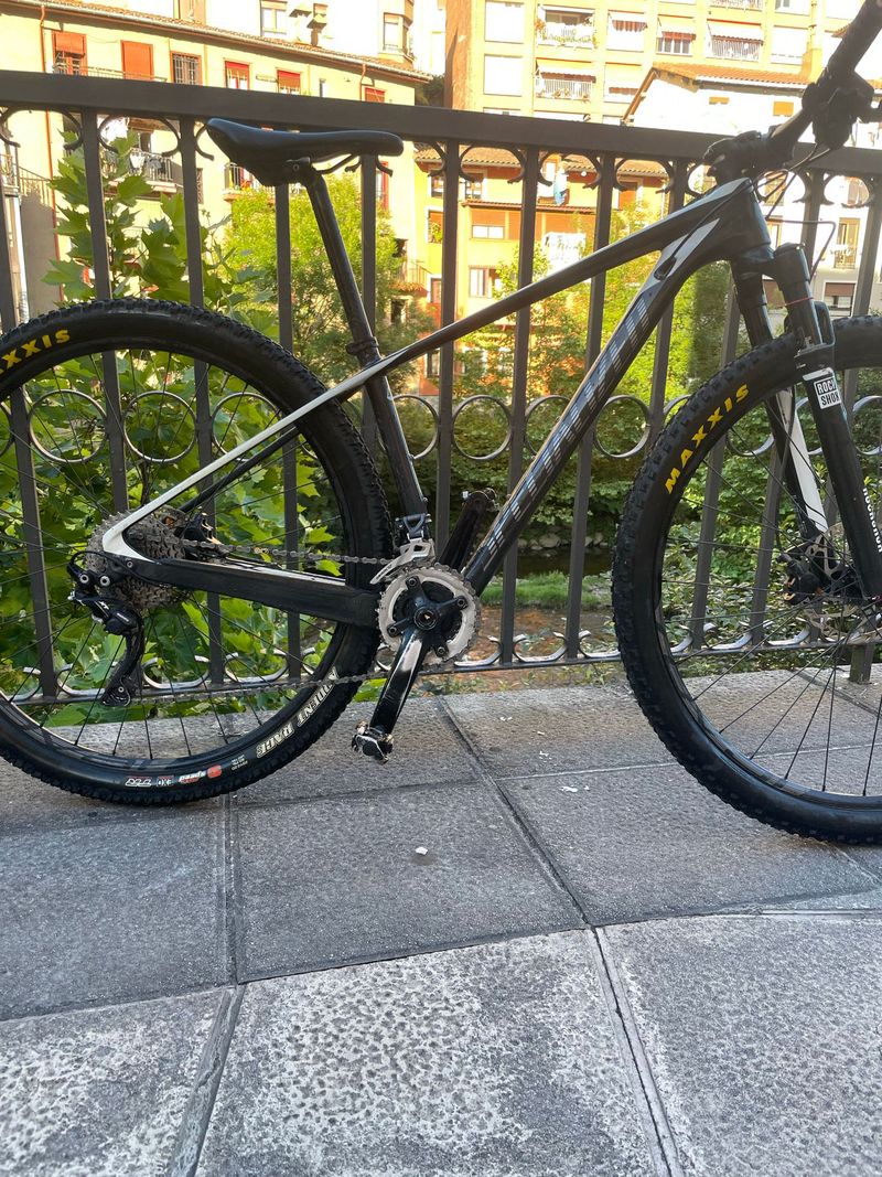 Used Specialized Stumpjumper Expert Carbon 29 2016 2016 MTB