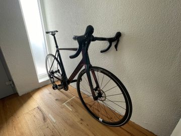Used Stevens Izoard Disc 2022 2022 Road & Gravel, Green — image 2 of 6