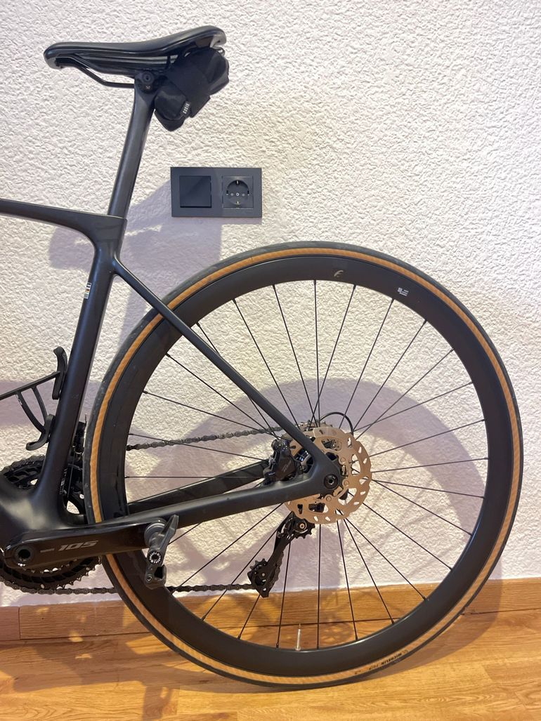 Megamo RAISE 20 2025 2025 Road & Gravel usato, Nero — immagine 5 di 5