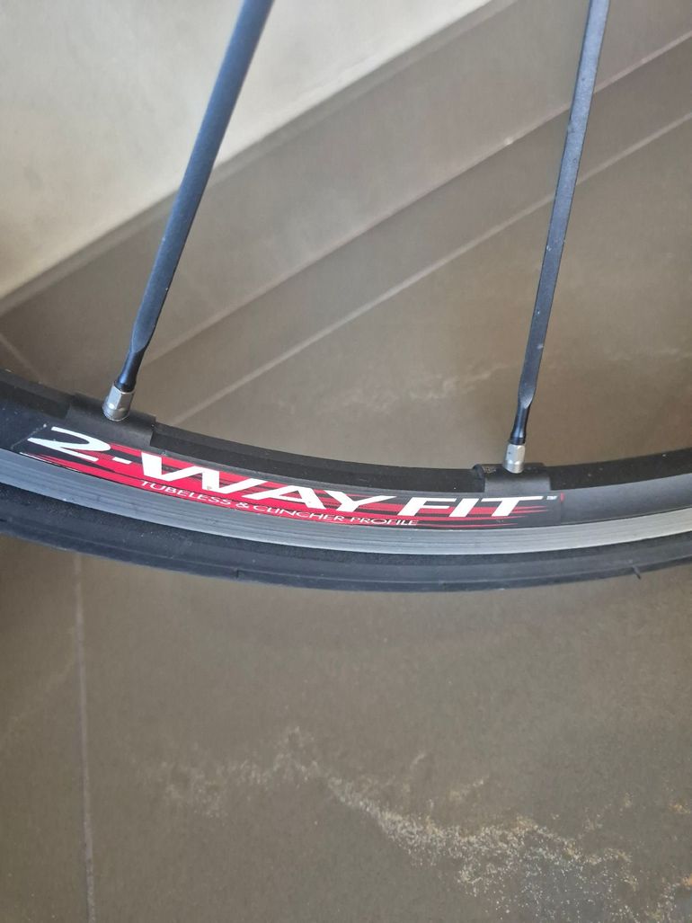 Brugt Bianchi Infinito Ultegra Compact 2013 2013 Road & Gravel — billede 9 af 10