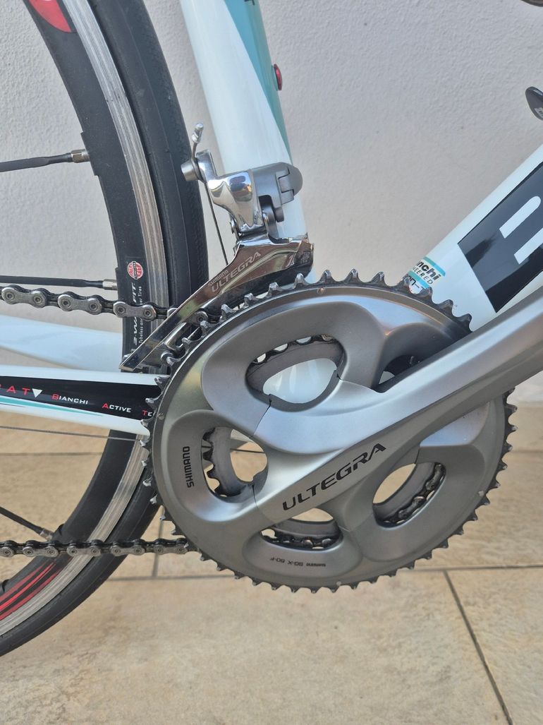 Brugt Bianchi Infinito Ultegra Compact 2013 2013 Road & Gravel — billede 4 af 10