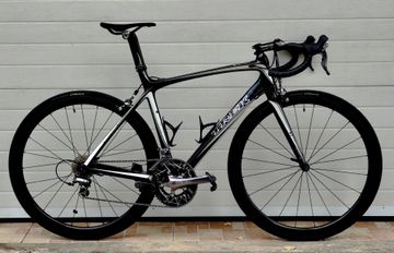 Used Trek Madone 5.2 2010 2010 Road & Gravel, Black — image 3 of 20