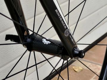 Used Trek Madone 5.2 2010 2010 Road & Gravel, Black — image 9 of 20