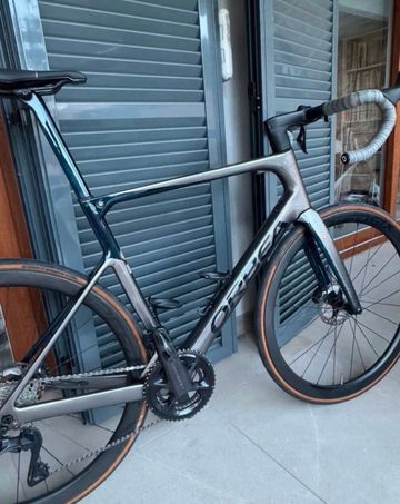 Brugt Orbea ORCA M10iLTD PWR 2023 2023 Road & Gravel