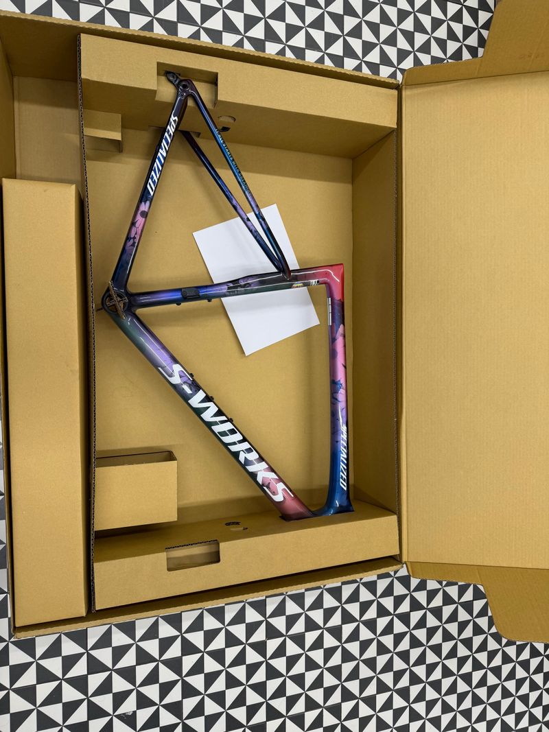 Použité Specialized S-Works Tarmac SL8 LTD – Demi Dreaming 2026 Frameset 2026 Road & Gravel