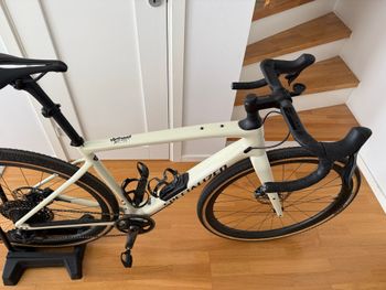 Używany Specialized Diverge SRAM Force eTap AXS 2023 Road & Gravel — zdjęcie 6 z 8