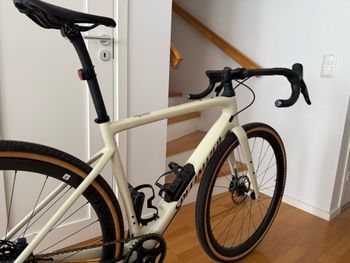 Używany Specialized Diverge SRAM Force eTap AXS 2023 Road & Gravel — zdjęcie 5 z 8