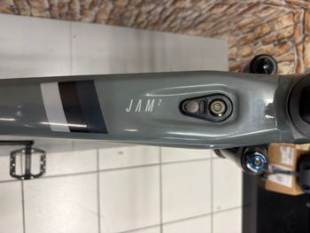 Brugt Focus Jam 2 2022 2022 Mountainbike — billede 11 af 13