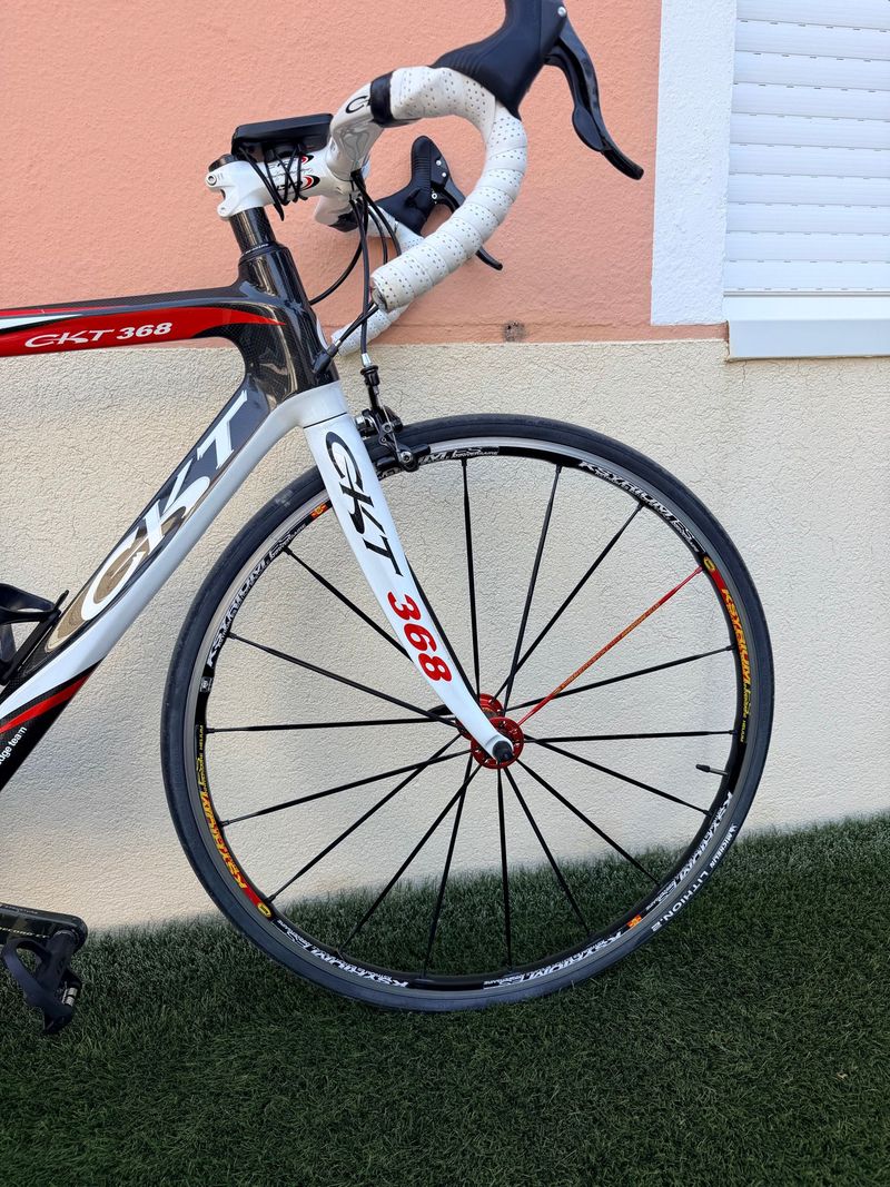 CKT Custom Campagnolo Chorus 2013 Road & Gravel usato
