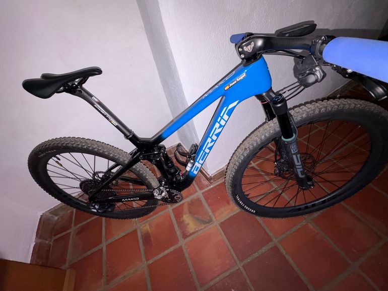 Używany Berria MAKO 4 2022 2022 Mountainbike — zdjęcie 5 z 5