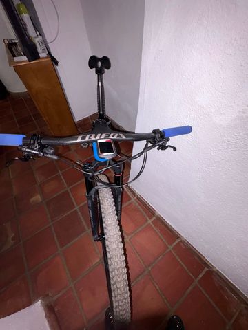 Used Berria MAKO 4 2022 2022 Mountainbike, Blue — image 2 of 5