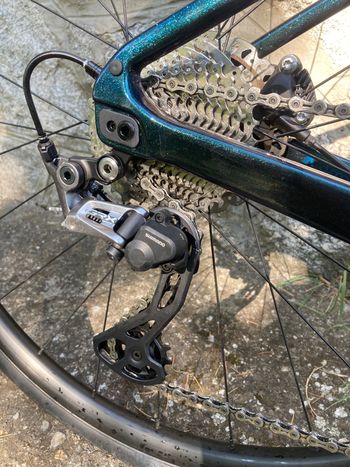 Gebrauchtes Giant Revolt Advanced 2 2022 2022 Road & Gravel, Blau — Bild 4 von 12