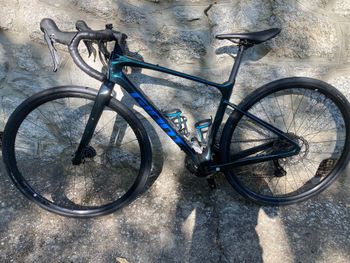 Gebrauchtes Giant Revolt Advanced 2 2022 2022 Road & Gravel, Blau — Bild 2 von 12