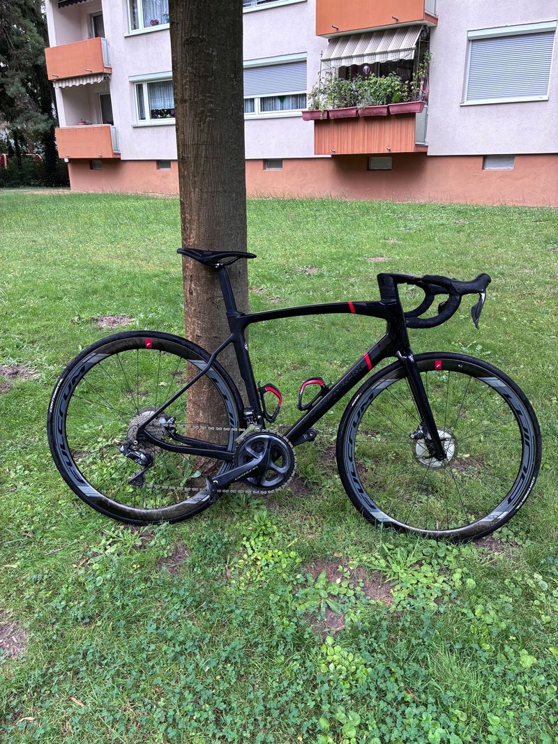 Used Eddy Merckx 525 Disc — Shimano Ultegra Di2 DB 2020 2020 Road & Gravel