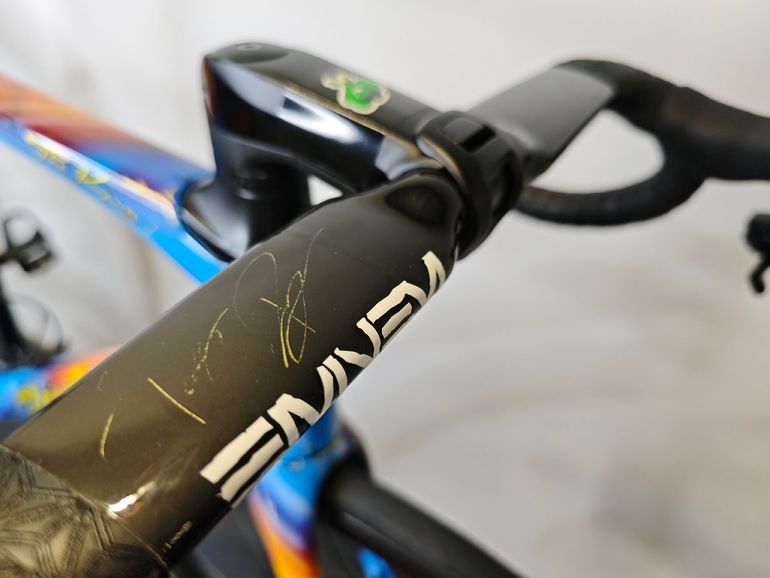 Gebrauchtes BMC Roadmachine 01 ONE 2019 2019 Road & Gravel, Blau — Bild 2 von 19