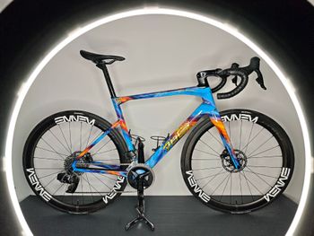 Tweedehands BMC Roadmachine 01 ONE 2019 2019 Road & Gravel