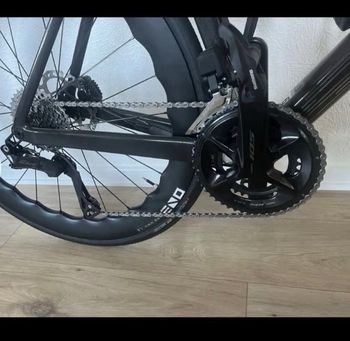 Scott Addict RC 40 2024 2024 Road & Gravel usato, Verde — immagine 3 di 3