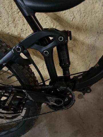 Used Giant Reign 2 2019 2019 Mountainbike, Black, 27.5 — image 3 of 6