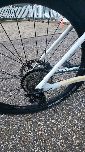 Used BULLS Shimano Deore 2021 Mountainbike, White — image 8 of 14