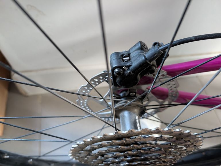 Gebrauchtes KU Bikes 24S Disc 2023 Mountainbike, Violett — Bild 6 von 7
