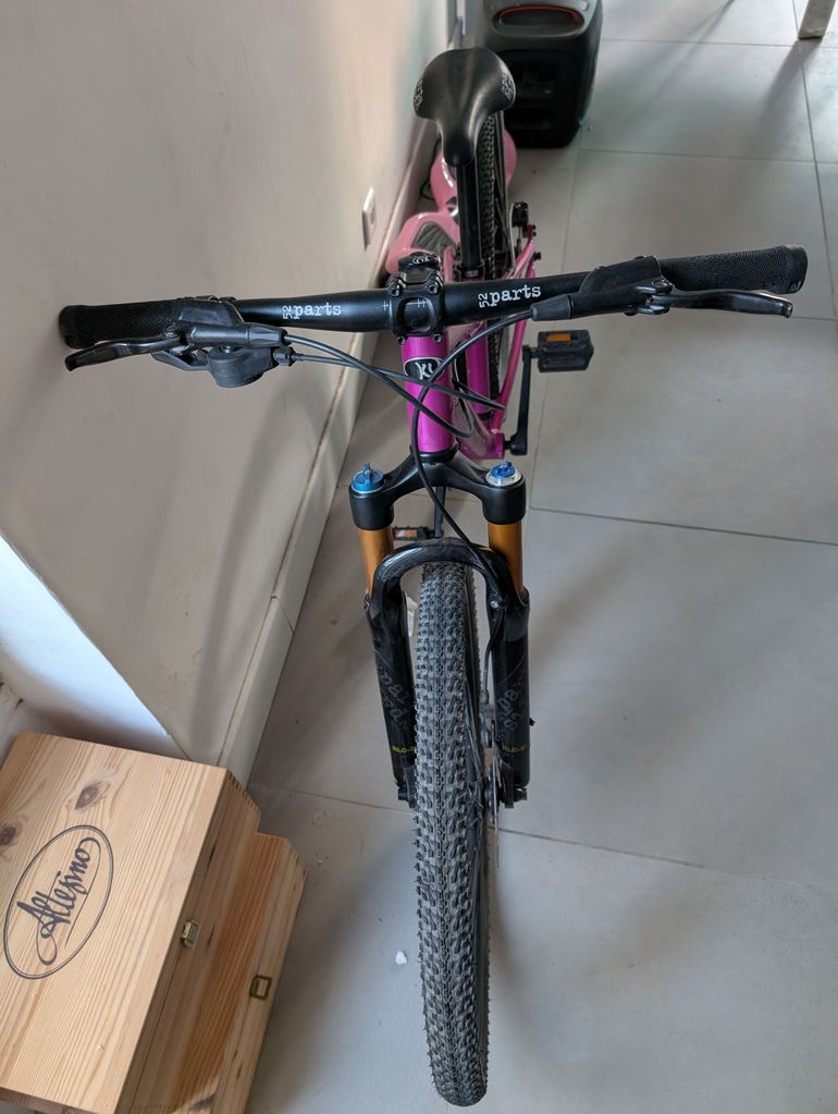 Gebrauchtes KU Bikes 24S Disc 2023 Mountainbike, Violett — Bild 2 von 7