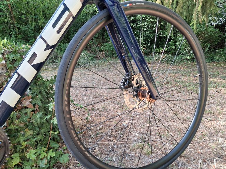 Brugt Trek Émonda SL 5 2024 2024 Road & Gravel — billede 5 af 19