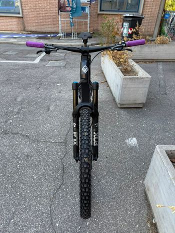 Megamo REASON AL 05 2027 2027 Mountainbike usato, Nero — immagine 11 di 16