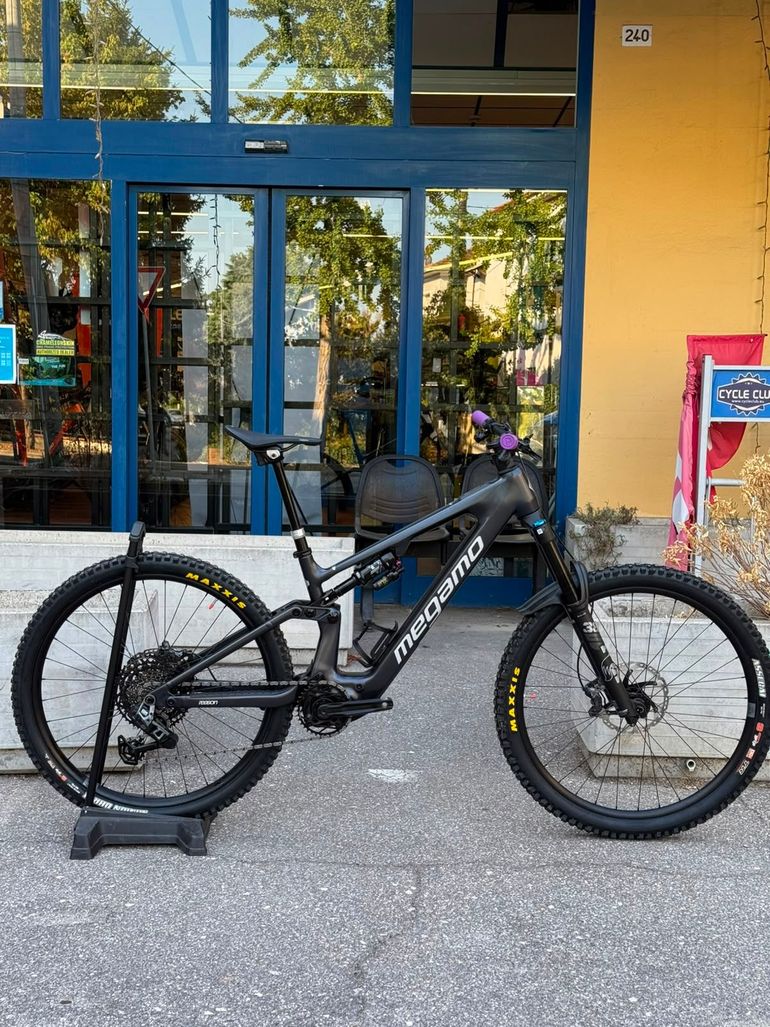 Megamo REASON AL 05 2027 2027 Mountainbike usato, Nero — immagine 8 di 16