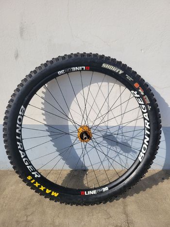 Tweedehands Orbea WILD H10 2025 2025 Mountainbike — afbeelding 5 van 8
