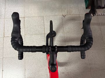 Brugt Trek Émonda SL 6 2024 2024 Road & Gravel — billede 2 af 4