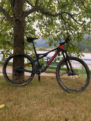 Brugt Orbea OIZ M20 TR 2020 2020 Mountainbike — billede 2 af 5