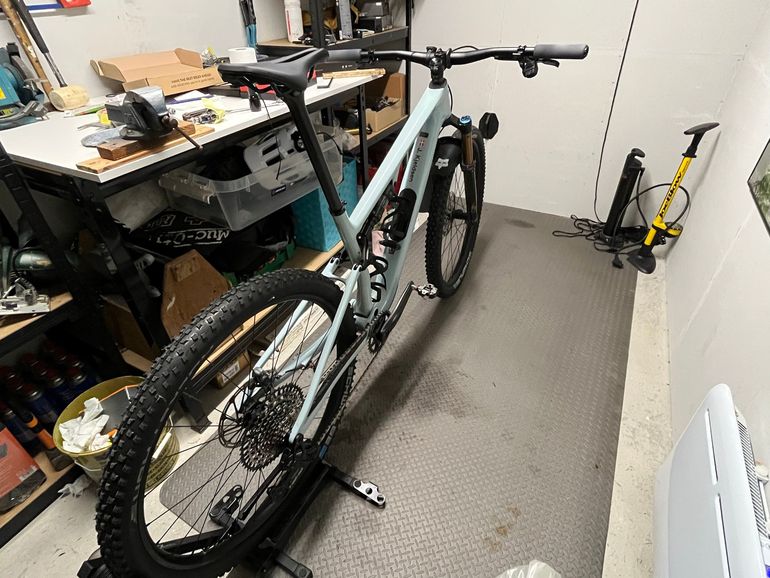 Used Specialized Epic SRAM GX Eagle AXS 2025 Mountainbike, Blue — image 5 of 8