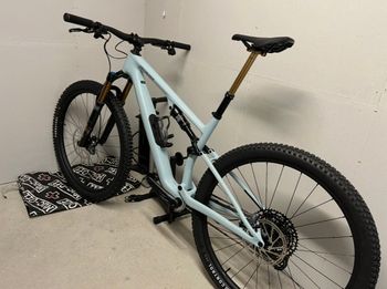 Used Specialized Epic SRAM GX Eagle AXS 2025 Mountainbike, Blue — image 2 of 8