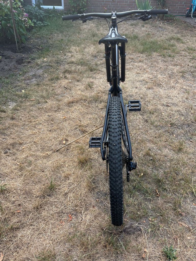 Použité Specialized Epic EVO Comp 2022 2022 Mountainbike — obrázek 9 z 16